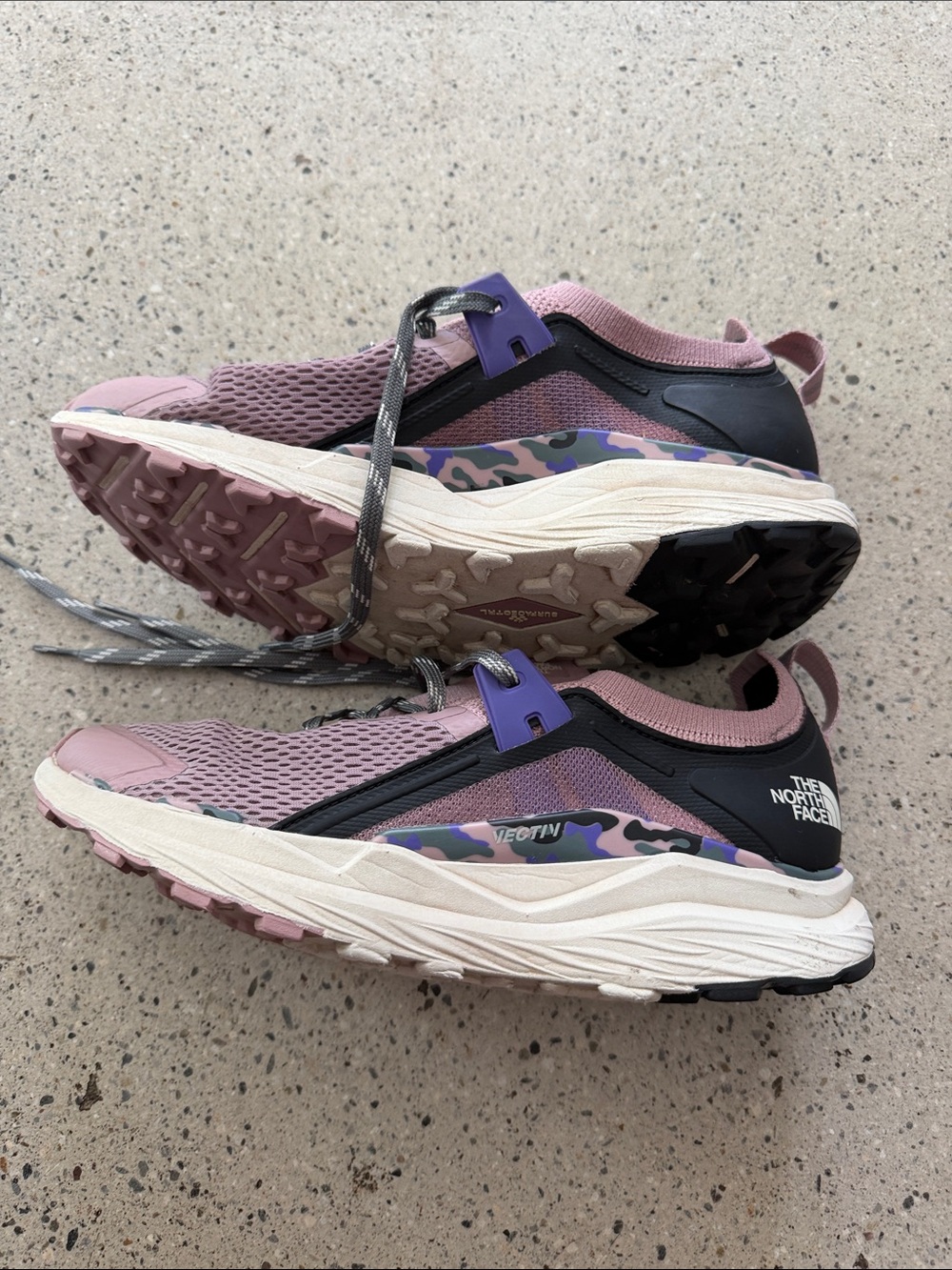 The North Face Women's Vectiv shoes size 9 - Picture 2 of 6
